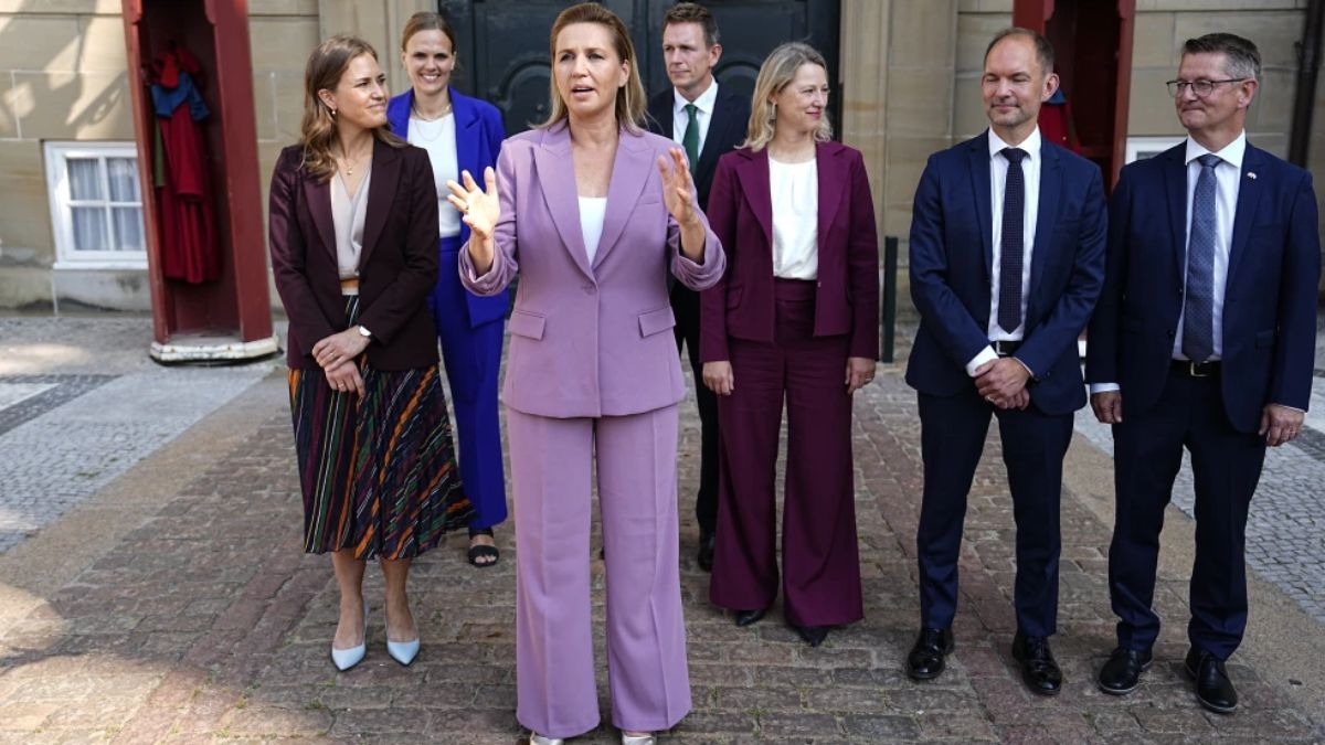 डेनमार्क: 15 साल से कम उम्र के बच्चों के लिए सोशल मीडिया पर बैन 