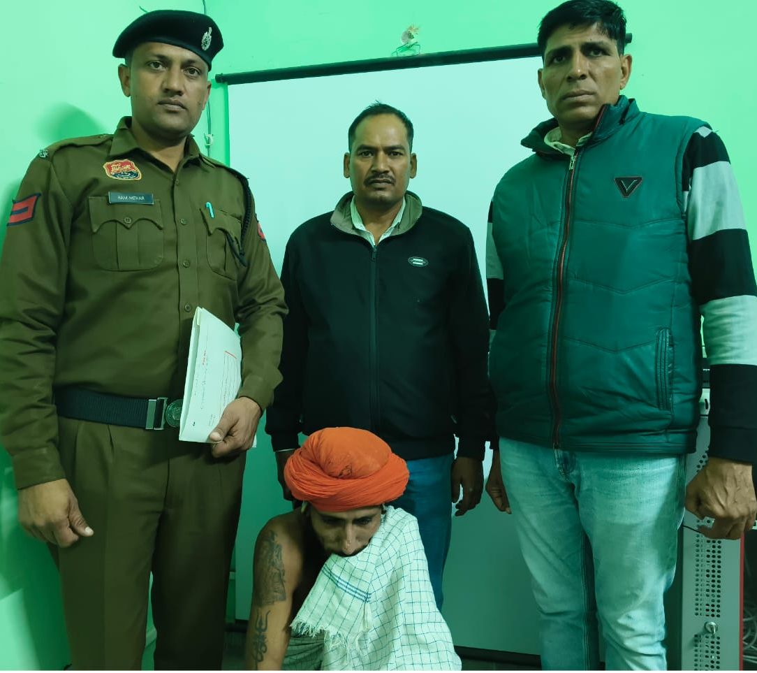 पीओ पकड़ो स्टाफ द्वारा 2 अलग अलग मामलों में 2 भगोड़े आरोपी काबू