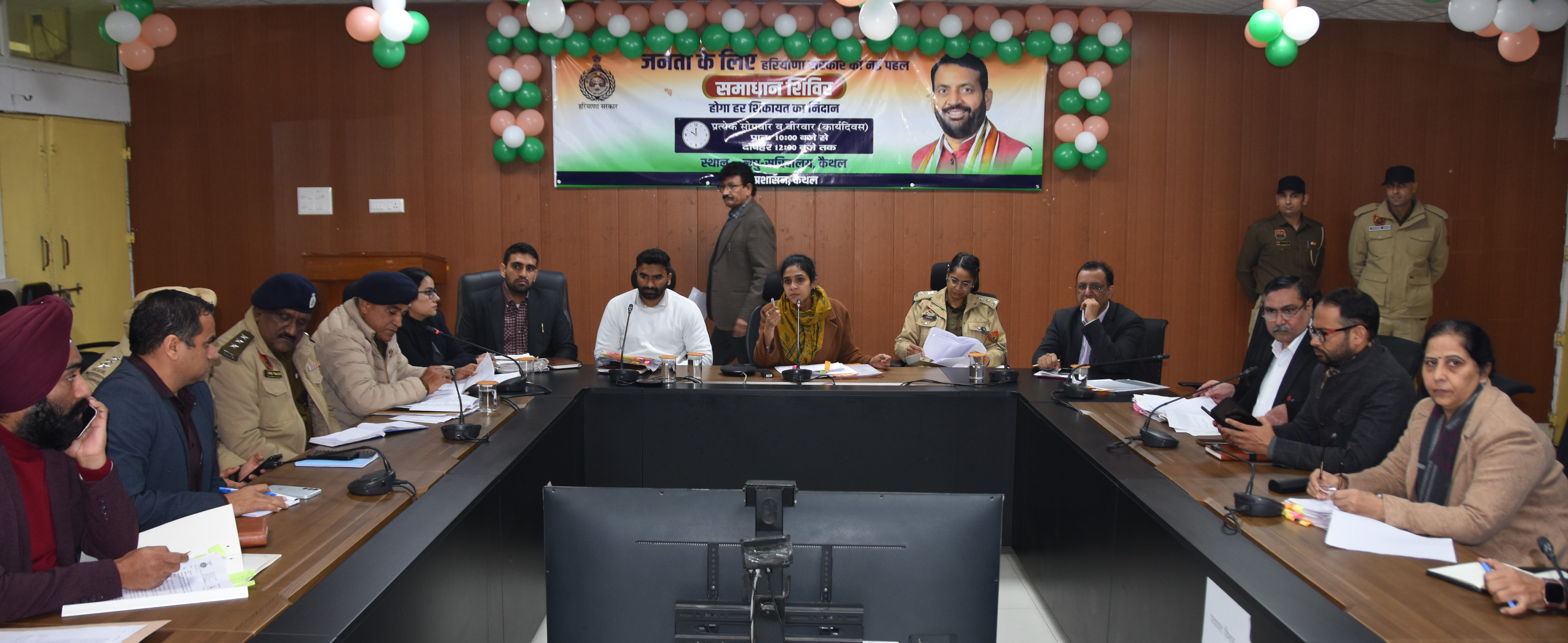 बिना डॉक्टर की सलाह के खुले में बिक रही इंजेक्शन सीरिंज पर रोक लगाएं अधिकारी-डीसी