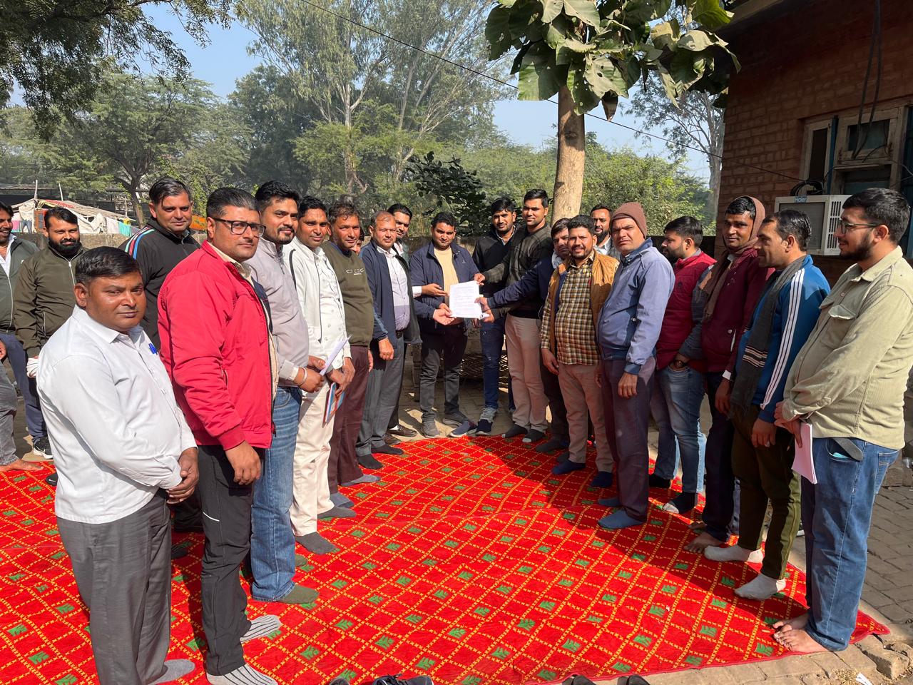 मॉडर्न ऑनलाइन ट्रांसफर नीति के विरोध में सांकेतिक भूख हड़ताल  