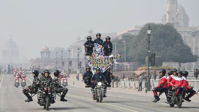 गणतंत्र दिवस रिहर्सल: दिल्ली में ट्रैफिक बदलाव, विजय चौक से इंडिया गेट तक सड़कें बंद