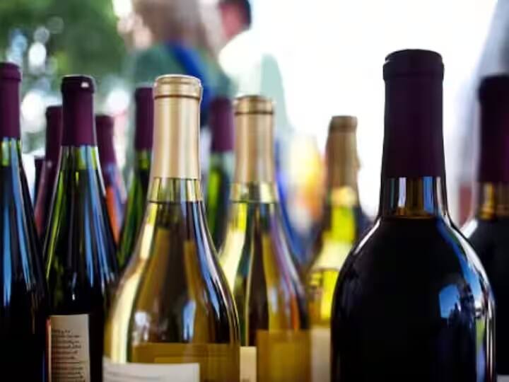 दिल्ली में 26 जनवरी से 31 मार्च तक 5 दिन ड्राई डे, इन त्योहारों पर पूरी तरह बंद रहेगी शराब बिक्री