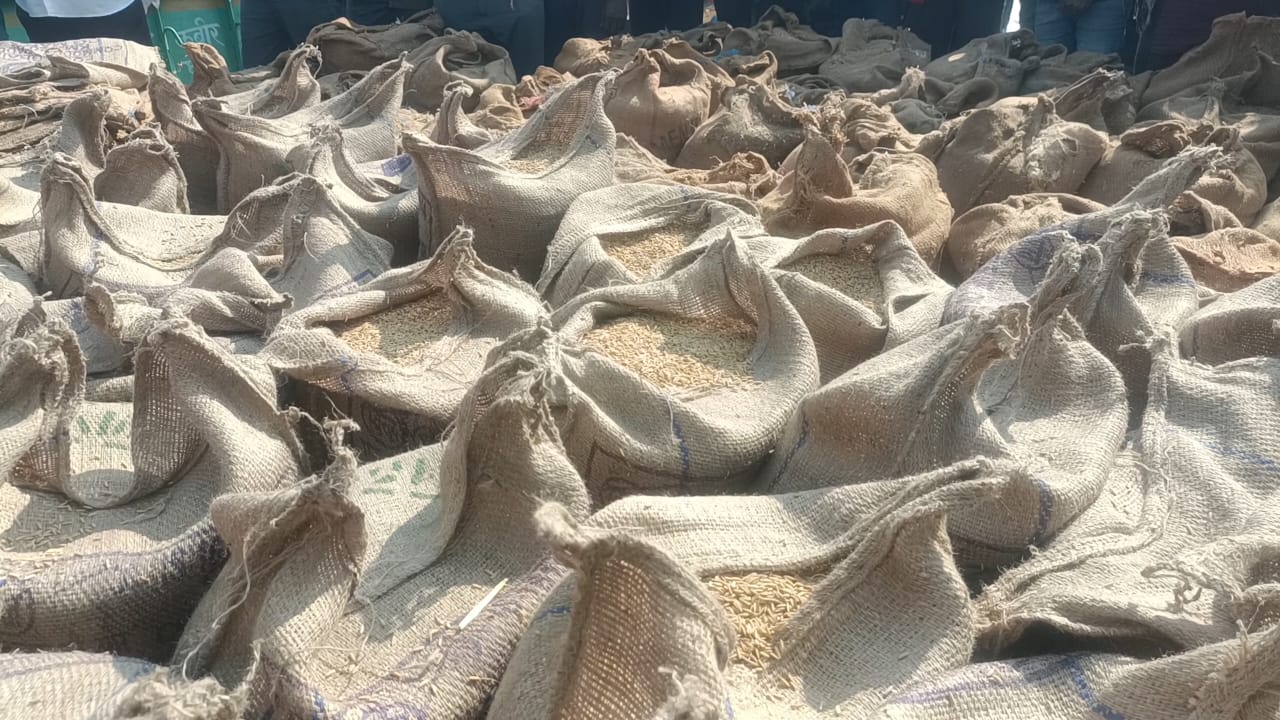 7 करोड़ के नुकसान में ‘चूहे’ बने आरोपी! छत्तीसगढ़ में धान घोटाले ने सिस्टम को कटघरे में खड़ा किया