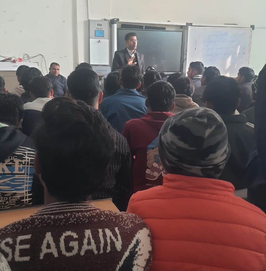 जिला रोजगार कार्यालय पलवल द्वारा किया गया व्यावसायिक मार्गदर्शन सप्ताह का सफल आयोजन