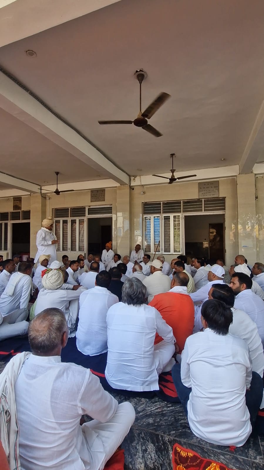 गुर्जर महापंचायत में बड़ा फैसला: शादियों में दहेज-दिखावे और फिजूलखर्ची पर रोक की मुहिम तेज