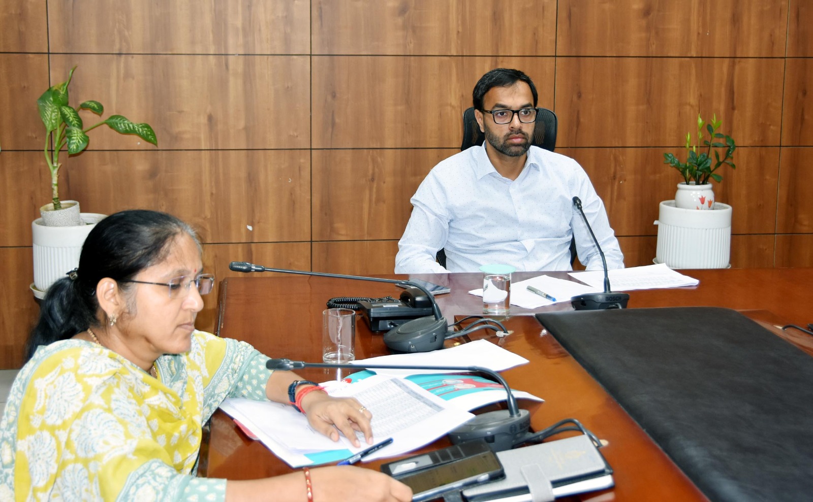 सभी अनाज मंडियों में रबी फसल की खरीद प्रक्रिया पारदर्शी व सुव्यवस्थित रखें - उपायुक्त अखिल पिलानी