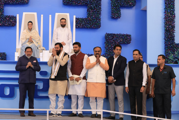 प्रेम का स्त्रोत है परमात्मा : सुदीक्षा महाराज 