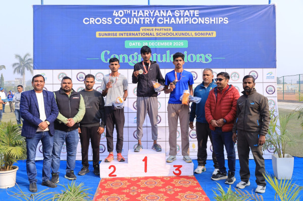 निशांत करहाना फरीदाबाद ने 6 किलोमीटर दौड़ में जीता स्वर्ण पदक।