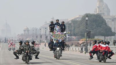 गणतंत्र दिवस रिहर्सल: दिल्ली में ट्रैफिक बदलाव, विजय चौक से इंडिया गेट तक सड़कें बंद