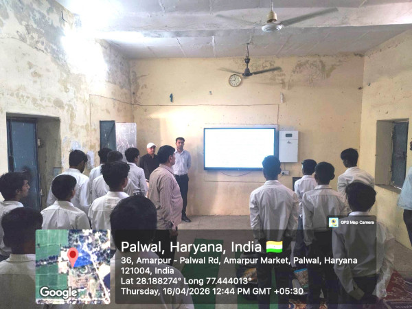 छात्र-छात्राओं को दिया गया व्यावसायिक मार्गदर्शन, करियर विकल्पों की दी जानकारी