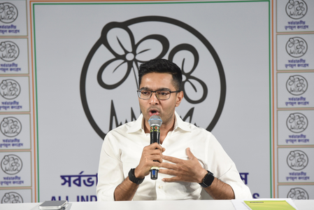 West Bengal Elections 2026: ‘बंगाल के लोगों को भूखा मारना चाहती है मोदी सरकार’, अभिषेक बनर्जी ने केंद्र पर निशाना साधा