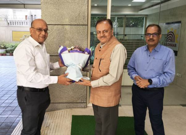 New Delhi News:श्री सौरभ विजय ने भारतीय विशिष्ट पहचान प्राधिकरण (UIDAI) के मुख्य कार्यकारी अधिकारी के रूप में चार्ज संभाला