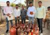 रेवाड़ी में घरेलू गैस की सप्लाई सामान्य, प्रशासन का दावा : किसी प्रकार की किल्लत नहीं 