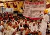 Hansi Hisar news: पानी-बिजली की मांग को लेकर चानौत गांव का धरना छठे दिन भी जारी, धरने पर पहुंचे आप नेता राजेंद्र सोरखी 