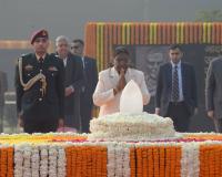 पूर्व पीएम अटल बिहारी वाजपेयी की 101वीं जयंती: गणमान्य व्यक्तियों ने स्मारक पर दी श्रद्धांजलि