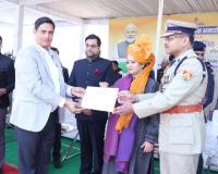 गणतंत्र दिवस समारोह में जिला प्रशासन द्वारा समाजसेवी विमल खंडेलवाल सम्मानित