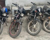 चोरी की चार बाइकों के साथ आरोपी गिरफ्तार 