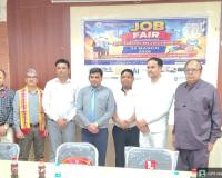 एसडीआईएमटी में भव्य जॉब फेयर, सैकड़ों छात्रों को रोजगार के अवसर