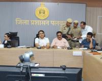 परिवार पहचान पत्र से संबंधित त्रुटियों को समयबद्ध तरीके से किया जाए दुरुस्त :डा.सतीश खोला