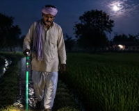  भारतीय वैज्ञानिकों ने बनाई जादुई छड़ी, डर कर दूर भाग जाएंगे सांप !