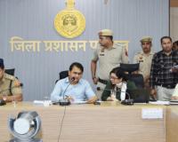 उपायुक्त डा. हरीश कुमार वशिष्ठ ने समाधान शिविर में की जन शिकायतों की सुनवाई