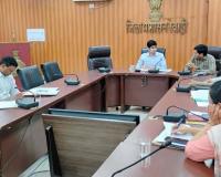 मंडियों में गेहूं उठान कार्य में तेजी लाएं अधिकारी : डीसी