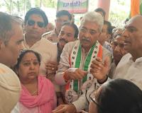 जिला कांग्रेस ने किया विरोध प्रदर्शन, राज्यपाल के नाम सौंपा गया ज्ञापन