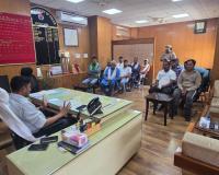 पुलिस अधीक्षक हांसी की पहल: यातायात व्यवस्था सुधारने के लिए ई-रिक्शा व ट्रक यूनियन के साथ अहम बैठक, नियमों के कड़ाई से पालन के निर्देश