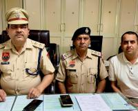 17 वर्षीय लापता बच्चे को परिजनों से मिलाया ।