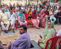 कैप्टन अजय के निवास पर कांग्रेस कार्यकर्ताओं की बैठक 