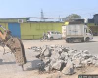 एनएचपीसी चौक से बाईपास रोड तक सड़क निर्माण में गुणवत्ता जांचने के बाद ही जारी होगी पेमेंट