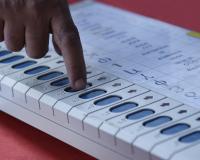 पश्चिम बंगाल के 15 बूथों पर जारी हुई दोबारा वोटिंग I