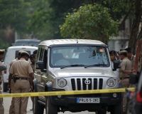 Gurugram News: बलेरो में मिला युवक का शव, इलाके में सनसनी 