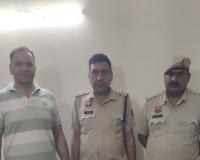 शराब के लिए नहीं दिए पैसे तो पत्नी का गला दबाकर कर दी हत्या,  आरोपी पति गिरफ्तार