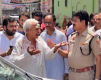नवनिर्वाचित पार्षद एडवोकेट चंदन यादव और पूर्व पार्षद पर जानलेवा हमला 