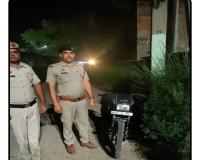 Nuh mewat news: रात्रि गश्त के दौरान तावडू शहर थाना पुलिस ने बरामद की चोरी की मोटरसाइकिल