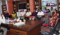 Palwal News : सभी विभाग पारदर्शिता, जवाबदेही और संवेदनशीलता के साथ करें कार्य : उपायुक्त