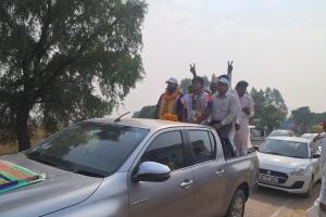 एशियन यूथ गेम्स में सिल्वर मेडल जीतकर पहुंची ओशीन डाटा का हुआ भव्य स्वागत