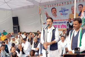 भाजपा द्वारा वोट चोरी, फसल की कीमत-मुआवजा, खनिज चोरी व कानून व्यवस्था की चोरी को लेकर कैथल में कांग्रेस का हल्लाबोल