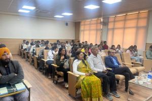 नशा-मुक्त भारत अभियान की 5वीं वर्षगांठ : छात्रों को नशे के खिलाफ दिलाई शपथ