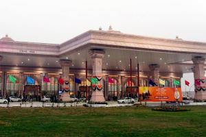 डबल इंजन की सरकार में अयोध्या एयरपोर्ट ने भरी उड़ान