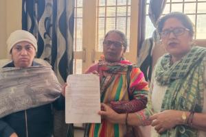 12 फरवरी को आयोजित राष्ट्रीय हड़ताल को लेकर सौंपा ज्ञापन