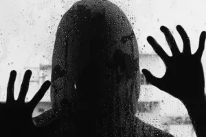 फ्रांसीसी रिटायर्ड शिक्षक  ने 89 नाबालिगों के साथ किया रेप :50 साल में भारत सहित 9 देशों की लड़कियों का किया शोषण 