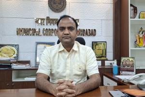 बरसात से पहले नाले और नालियों और तालाबों की सफाई करवाना सुनिश्चित करें अधिकारी:- धीरेंद्र खड़गटा