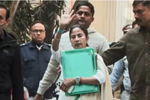 बंगाल इलेक्शन से पहले टीएमसी नेताओं पर ईडी की छापेमारी को ममता ने बताया बीजेपी की साजिश !