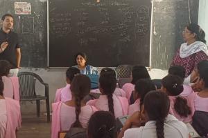 स्वास्थ्य विभाग ने एचपीवी वैक्सीन के प्रति किया जागरूक