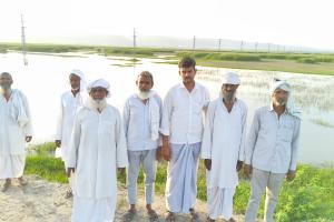 आकेड़ा झील बना आफत: 5000 एकड़ जमीन जलमग्न, तीन साल से किसान बेहाल, मुआवजे की मांग तेज