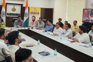 Faridabad News:फरीदाबाद में बीएलओ व सुपरवाइजर्स की दूसरे चरण की ट्रेनिंग जल्द : डीसी आयुष सिन्हा