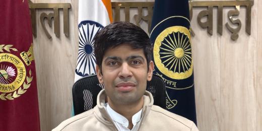 कुष्ठ रोगियों के साथ भेदभाव खत्म करें, गरिमा सुनिश्चित करें : डीसी अभिषेक 