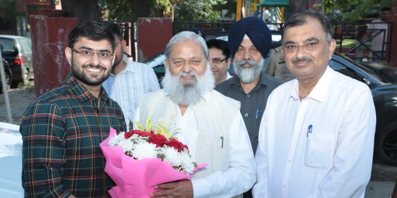 नकारात्मक ऊर्जा का नाश धार्मिक मान्यताओं के अनुसार, माता के जागरण से होता है:अनिल विज